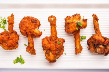 Tavuk lolipop Hint Çin aperatifi. Fransız tavuk kanadı.
