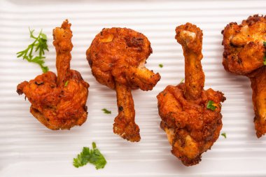 Tavuk lolipop Hint Çin aperatifi. Fransız tavuk kanadı.