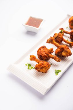 Tavuk lolipop Hint Çin aperatifi. Fransız tavuk kanadı.