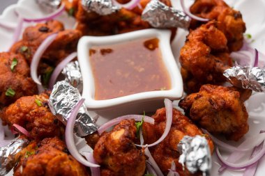 Tavuk lolipop Hint Çin aperatifi. Fransız tavuk kanadı.