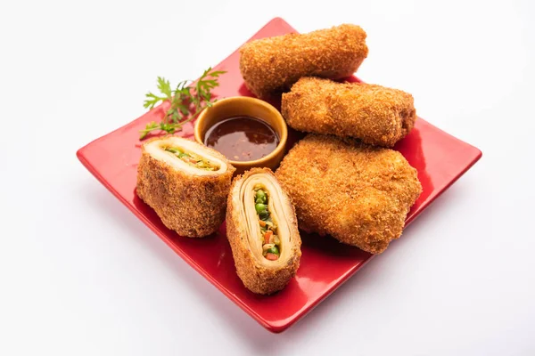 Box Patties Delicious Deep Fried South Iasian Pastry Snack Filled — стокове фото