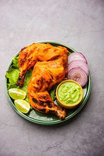 Tandoori Chicken Chicken Dish Prepared Roasting Chicken Marinated Yogurt Spices — Stock Photo, Image