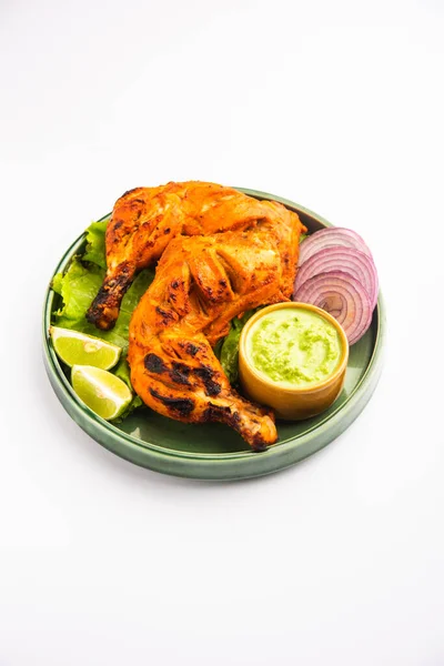 Tandoori Chicken Chicken Dish Prepared Roasting Chicken Marinated Yogurt Spices — Fotografia de Stock
