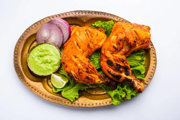 Tandoori Chicken Chicken Dish Prepared Roasting Chicken Marinated Yogurt Spices — Stock Photo, Image