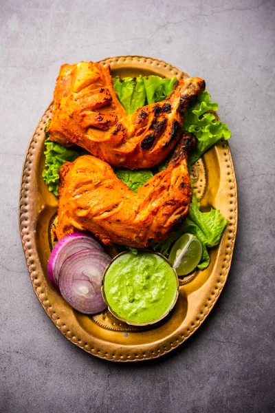 Tandoori Chicken Chicken Dish Prepared Roasting Chicken Marinated Yogurt Spices — Stock Photo, Image