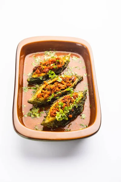 Bharwa Karela Masala Stuffed Bitter Melon Curry Recipe — Stok fotoğraf