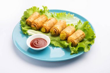 Patatesli Samosa ve püre.