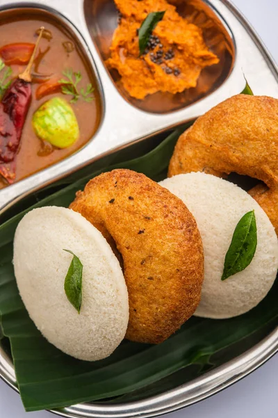 Idli Vada Com Sambar Sambhar Também Chamado Medu Wada Bolo — Fotografia de Stock