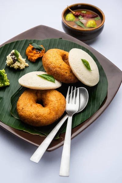 Idli Vada Sambar Sambhar Also Called Medu Wada Rice Cake — Stock Photo, Image