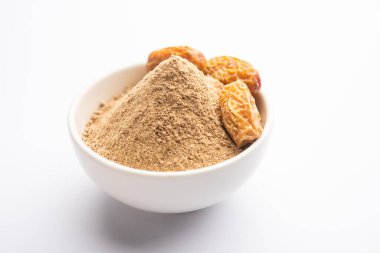 Kurutulmuş khajoor veya kharik 'ten yapılmış hurma tozu