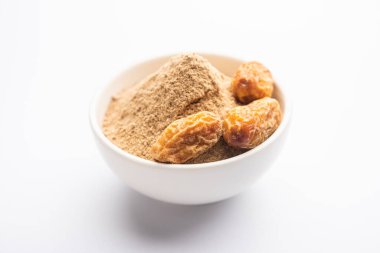 Kurutulmuş khajoor veya kharik 'ten yapılmış hurma tozu