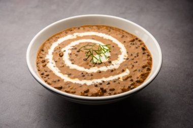 Dal Makhani ya da dal Makhni, Kuzey Hindistan 'da yapılan bir yemek tarifi.