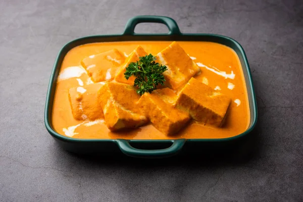 Paneer Butter Masala Veya Cheese Cottage Curry Paneer Baharatlar Soğanlar — Stok fotoğraf