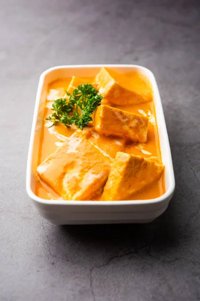 Paneer Butter Masala Veya Cheese Cottage Curry Paneer Baharatlar Soğanlar — Stok fotoğraf