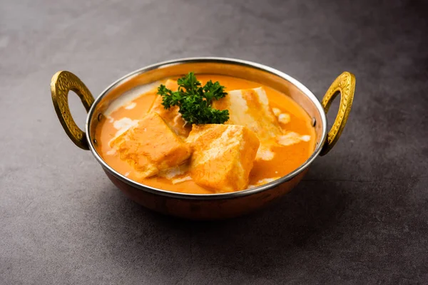 Paneer Butter Masala Veya Cheese Cottage Curry Paneer Baharatlar Soğanlar — Stok fotoğraf