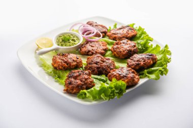 Tunde Ke Kebap (ayrıca Buffalo, tavuk veya et galouti kebabı olarak da bilinir) Hindistan 'da popüler olan kıymalı etten yapılan yumuşak bir yemektir.
