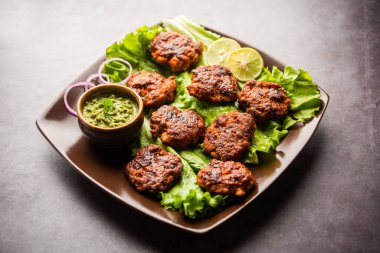 Tunde Ke Kebap (ayrıca Buffalo, tavuk veya et galouti kebabı olarak da bilinir) Hindistan 'da popüler olan kıymalı etten yapılan yumuşak bir yemektir.