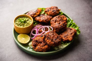 Tunde Ke Kebap (ayrıca Buffalo, tavuk veya et galouti kebabı olarak da bilinir) Hindistan 'da popüler olan kıymalı etten yapılan yumuşak bir yemektir.