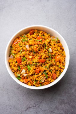 Yumurta bhurji ya da Masala Anda Bhurji, Hindistan 'da popüler bir sokak yemeği, kahvaltı, öğle yemeği ya da akşam yemeği tarifi olan çırpılmış yumurta türüdür.