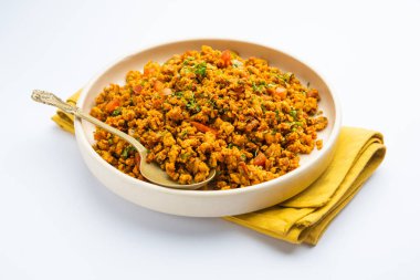 Yumurta bhurji ya da Masala Anda Bhurji, Hindistan 'da popüler bir sokak yemeği, kahvaltı, öğle yemeği ya da akşam yemeği tarifi olan çırpılmış yumurta türüdür.