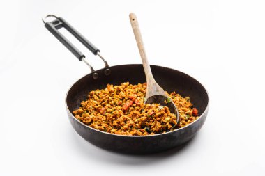 Yumurta bhurji ya da Masala Anda Bhurji, Hindistan 'da popüler bir sokak yemeği, kahvaltı, öğle yemeği ya da akşam yemeği tarifi olan çırpılmış yumurta türüdür.