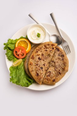 Keema Paratha, Tavuk ya da koyun eti Kıyma Doldurulmuş düz ekmek