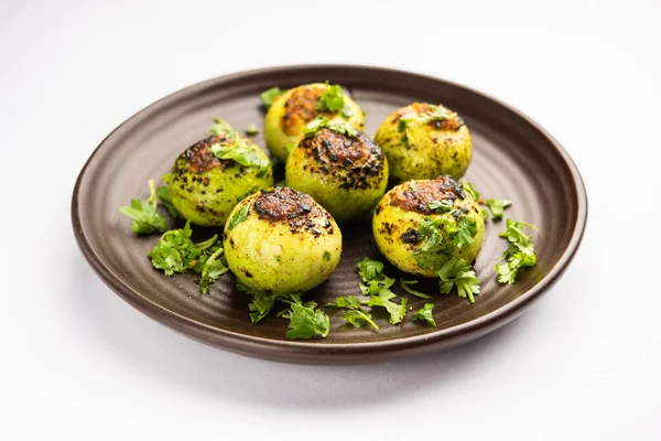 Hint usulü Tinda veya Tinde ki Sabzi Hint kabağı, yuvarlak kavun, Hint yuvarlak kabağı veya Hint bebek kabağı, doldurulmuş, karıştırılmış kuru veya köri tarifi olarak da bilinir.