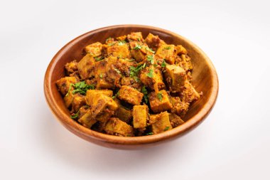 Hint usulü Suran sabzi ya da Jimikand sabji Fil Ayağı Yam ya da Ole kızartma tarifi olarak da bilinir.