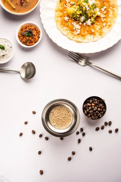 South Indian Filter Coffee Served Traditional Brass Stainless Steel Cup — Fotografia de Stock