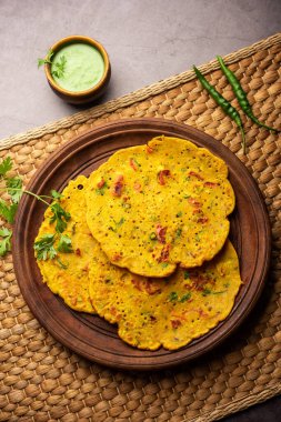 Cheela, Chilla veya Chila, Rajasthani kahvaltı tabağıdır. Genellikle un veya besan ile yapılır.