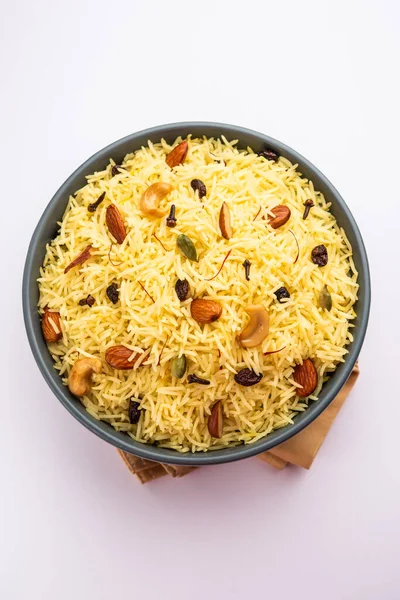 Kashmiri Sweet Modur Pulao Made Rice Cooked Sugar Water Flavored — Stockfoto