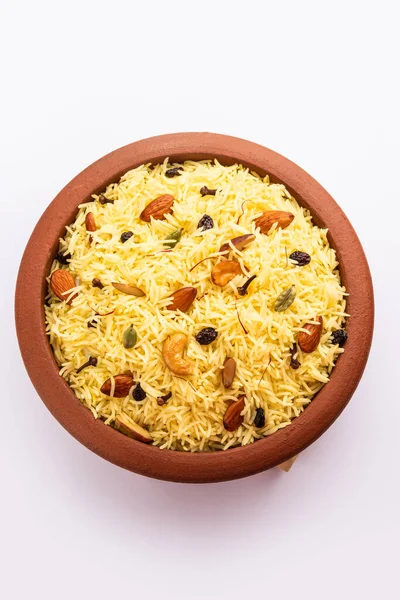 Kashmiri Sweet Modur Pulao Made Rice Cooked Sugar Water Flavored — Photo