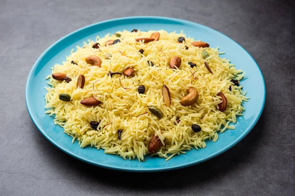 Kashmiri Sweet Modur Pulao Made Rice Cooked Sugar Water Flavored — Stock Photo, Image