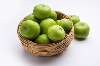 Çiğ Tinda, ayrıca dhemse, elma kabağı, bebek balkabağı, Hint kabağı yuvarlak kavunu da denir.