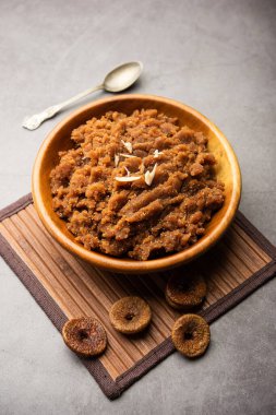 Anjeer ka halwa ya da Fig sheera ya da halva