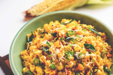 Sweet Corn Upma, makai rava uppittu made using with or without semolina , healthy Indian breakfast