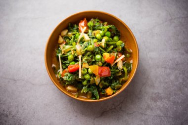 palak matar curry also known as spinach geen peas masala sabzi or sabji, indian food