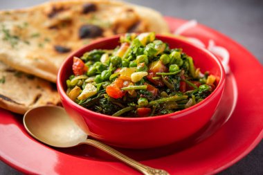 palak matar curry also known as spinach geen peas masala sabzi or sabji, indian food