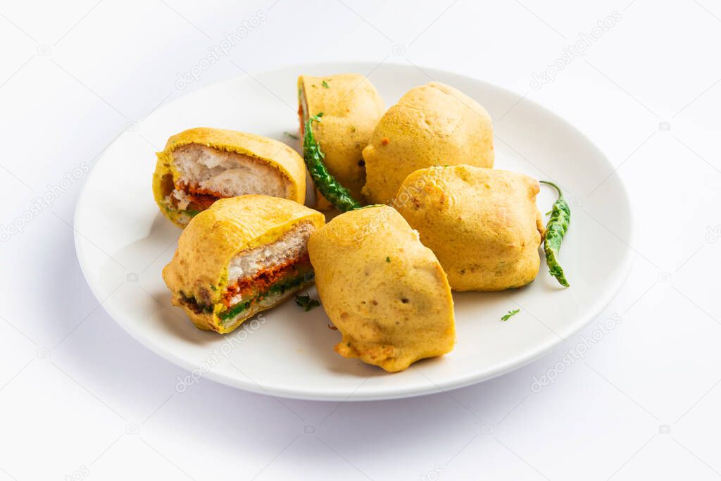 Ulta Vada Pav is made with a spicy potato stuffed bun, called pav inside vada, inside out wada pao