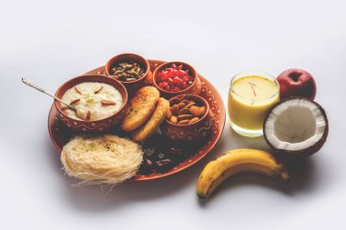 Sargi - Karwa Chauth breakfast menu before starting fasting or upwas on karva chauth, Indian food