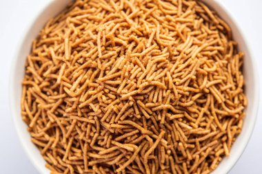 Nachni ya da Ragi Sev parmak değirmenlerinden yapılan lezzetli bir çıtır eriştedir, sağlıklı Hint yemeğidir.