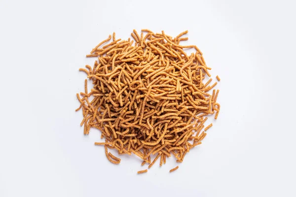 Nachni ya da Ragi Sev parmak değirmenlerinden yapılan lezzetli bir çıtır eriştedir, sağlıklı Hint yemeğidir.