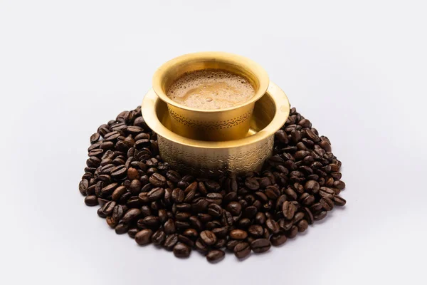Caffè South Indian Filter Servito Tradizionale Bicchiere Tazza Fagioli Crudi — Foto Stock