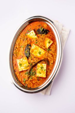 Paneer khus khus köri veya süzme peynir haşhaş tohumu kullanarak yapılan masala, Hint tarifi