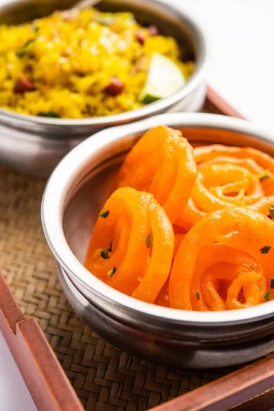 Aloo Poha Jalebi Snack Kombináció Más Néven Imarti Kande Pohe — Stock Fotó