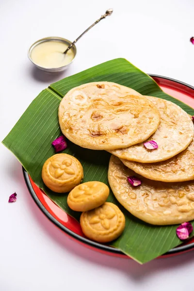 Sweet Khoya Roti Peda Chapati Paratha Made Using Thickened Cream — Stock Photo, Image