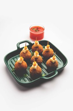 Soslu mısır gevreği - Hindistan 'dan popüler parti atıştırmalığı