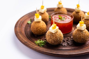 Soslu mısır gevreği - Hindistan 'dan popüler parti atıştırmalığı