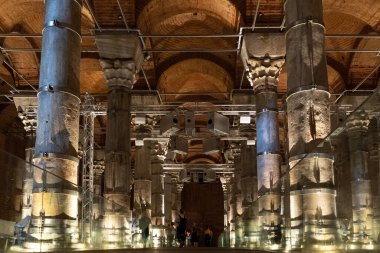 İSTANBUL, TURKEY - 17 Temmuz 2021: Theodosius, İstanbul 'un altında yatan antik sarnıçlardan biri.