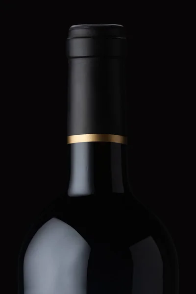 Vista Frontal Close Garrafa Vinho Tinto Preto Caro Com Faixa — Fotografia de Stock